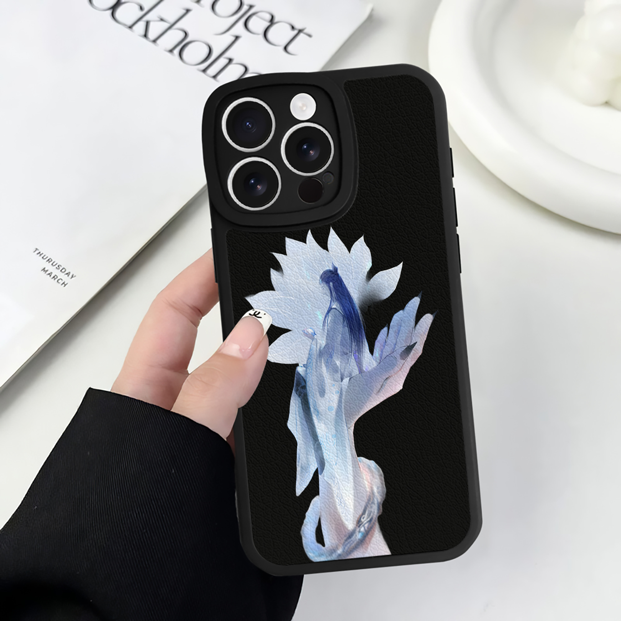 （画像用） Ne Zha 2 ナタ 魔童の大暴れ 【iPhone 16シリーズ対応】シリコンスマホケース（レザー調） 材質：シリコン